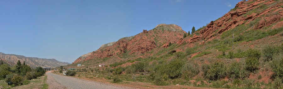 Дорога за поселком