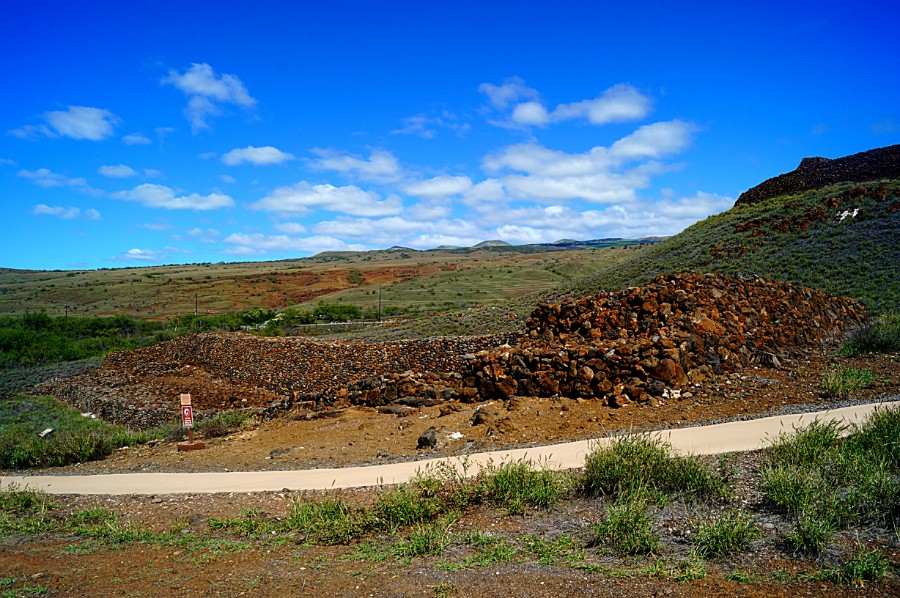 - - (Puukohola Heiau - National Historic Site) 