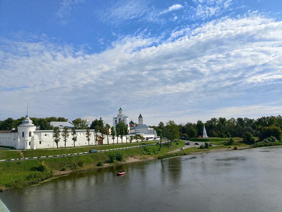 �����-�������������� ������� ��������� (1216 �.) � ���������