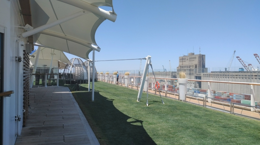 �� ������� ������ ������� Celebrity Equinox