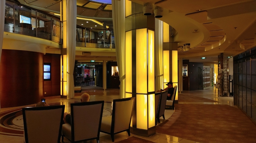 � ����������