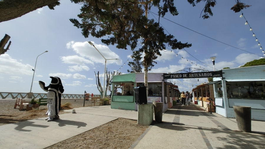 ���������� ����� � ������-������