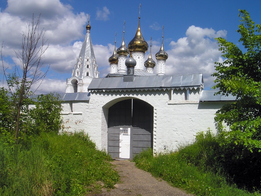 Никольский мужской монастырь