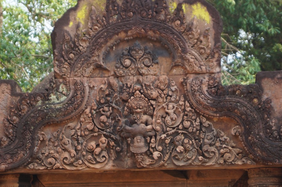    (Banteay Srei),  5