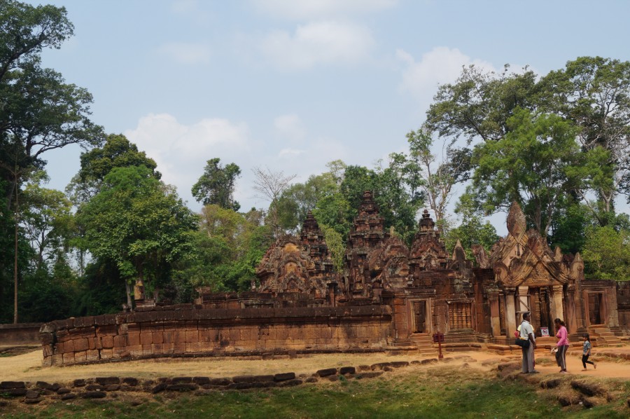    (Banteay Srei),  7