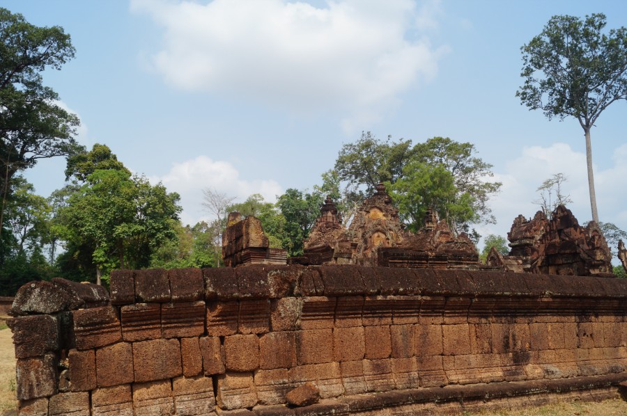    (Banteay Srei),  11