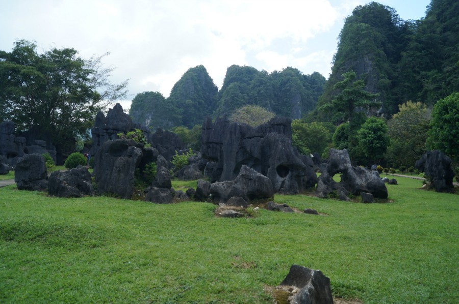   Leang-Leang,      